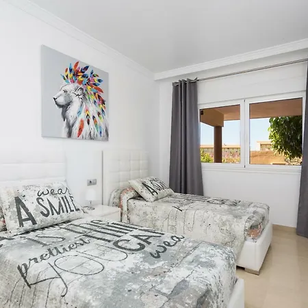 Luxury Golf & Sea Apartment *